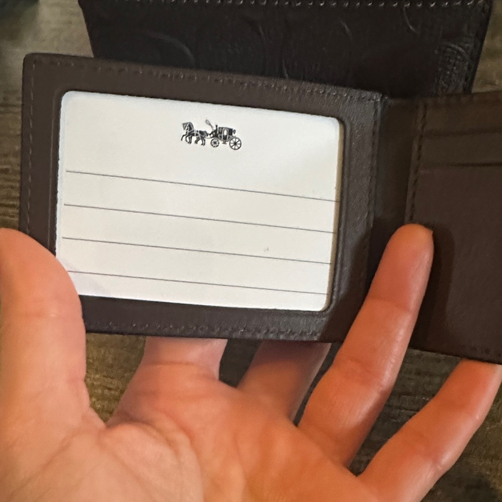 Coach Embossed Brown Leather wallet with Card Holder - Picture 4 of 6